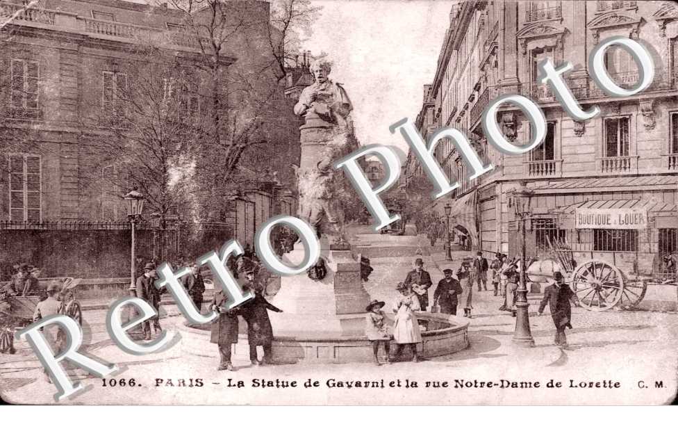  La Statue de Gaverni et la Rue Notre Dame de Lorette