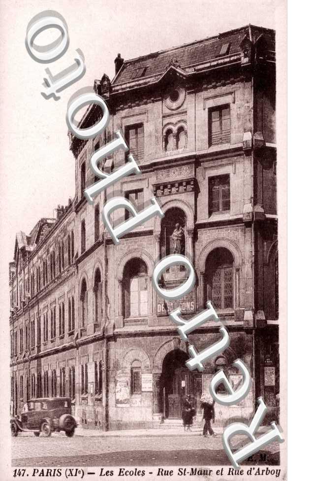 Les Ecoles, Rue St Maur et Rue d&#039;Arboy