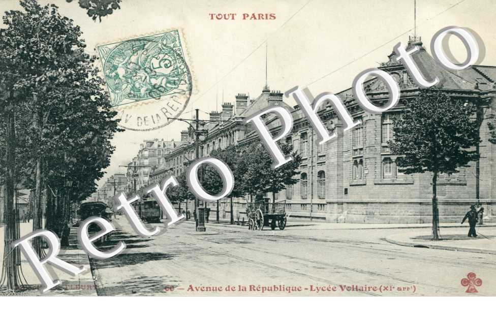 Avenue de la Republique et Lycee Voltaire