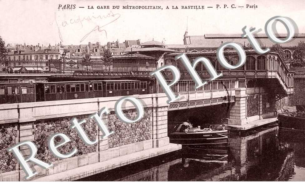 la gare du Metropolitain a la Bastille