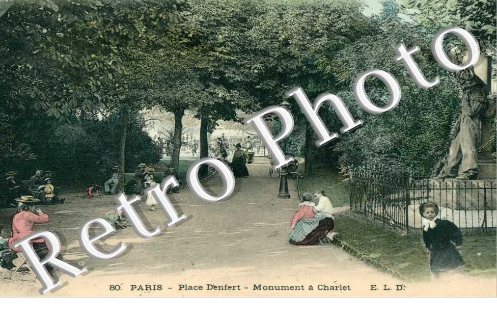 Place Denfert, Monument a Charlet
