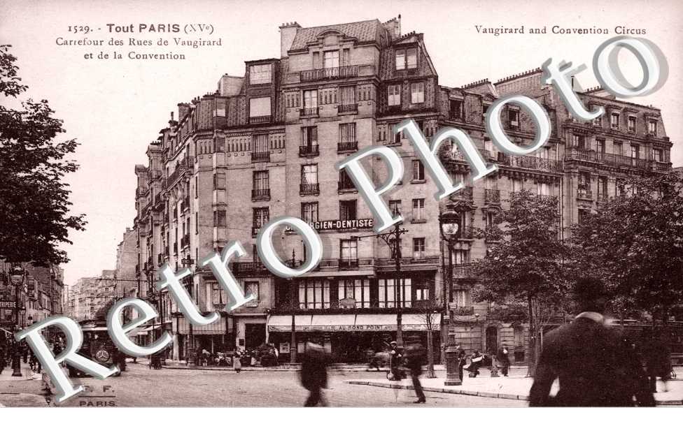 Rue Vaugirard et de la Convention