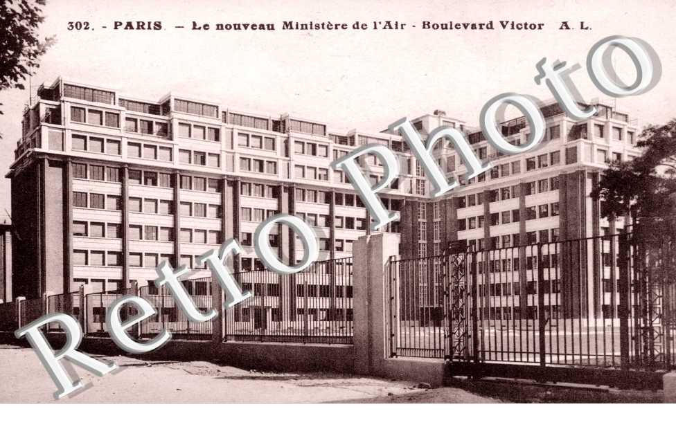 Le Ministere de l&#039;Air, Boulevard Victor