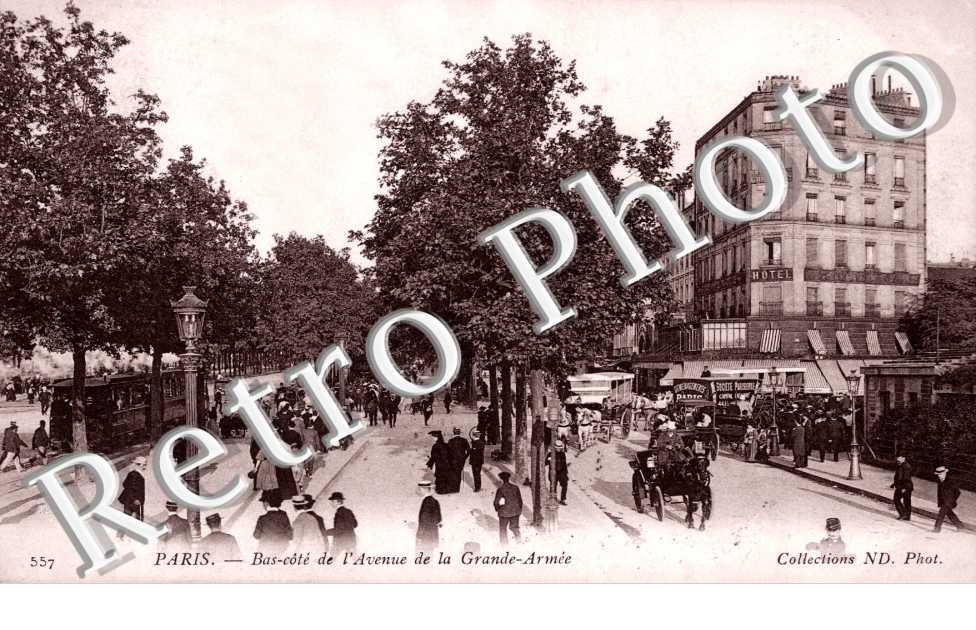 Bas cote de l'Avenue de la Grande Armee