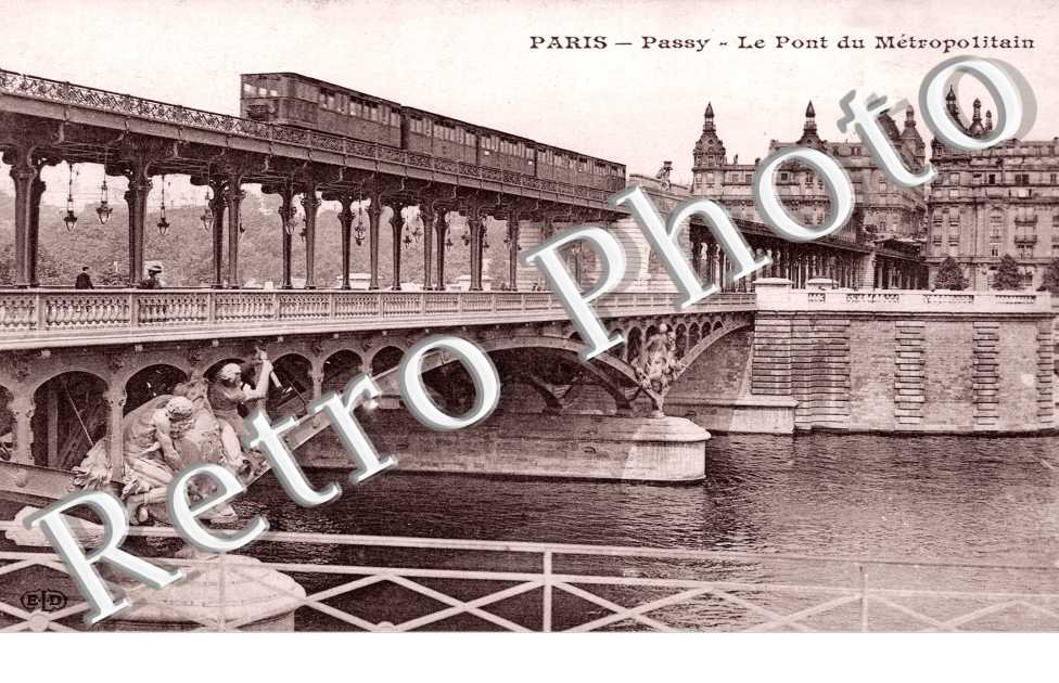 Passy, le Pont du Metropolitain