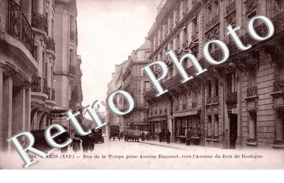 Rue de la Pompe prise avenue Bugeaud, vers l&#039;avenue du Bois de Boulogne