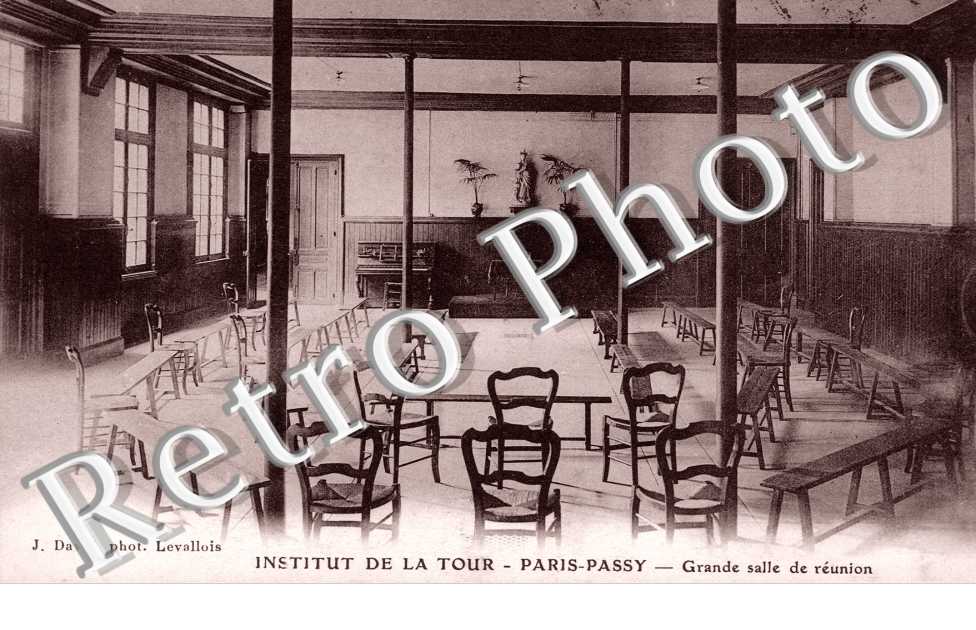 PASSY  Institut de la Tour, Grande Salle de Reunion