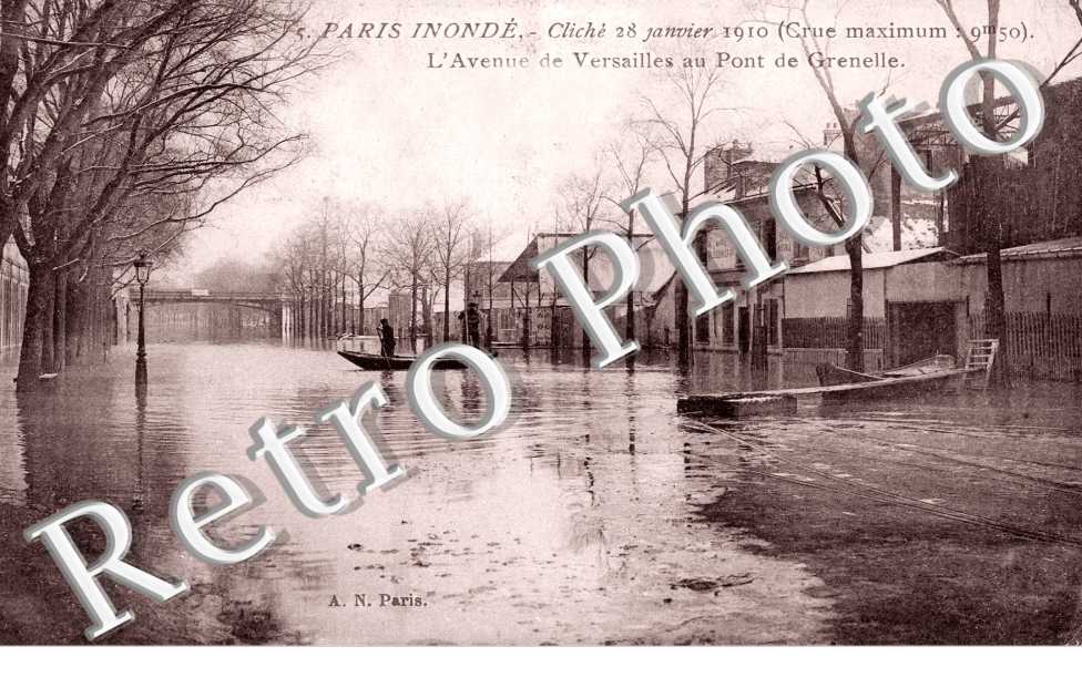 Inondations 1910, Avenue de Versailles au Pont de Grenelle