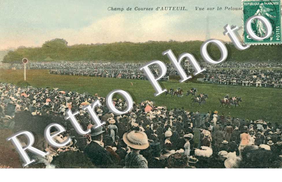 Champ de Courses d'Auteuil, Vue sur la Pelouse