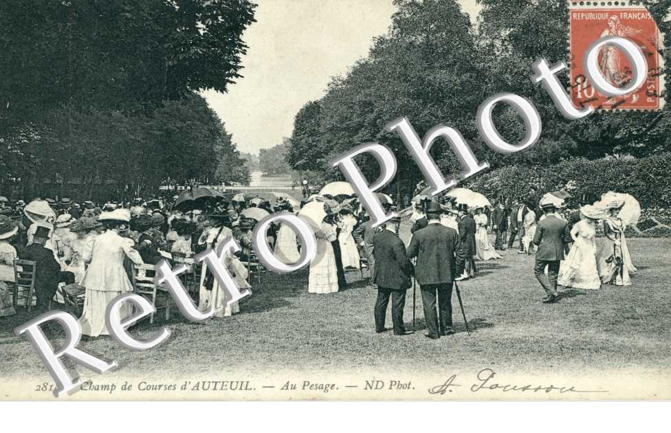 Champ de Courses d'Auteuil, Au Pesage