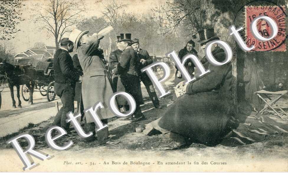 Au Bois de Boulogne en attendant la fin des Courses