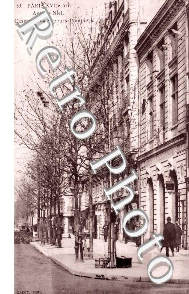Avenue Niel, Caserne des Sapeurs Pompiers