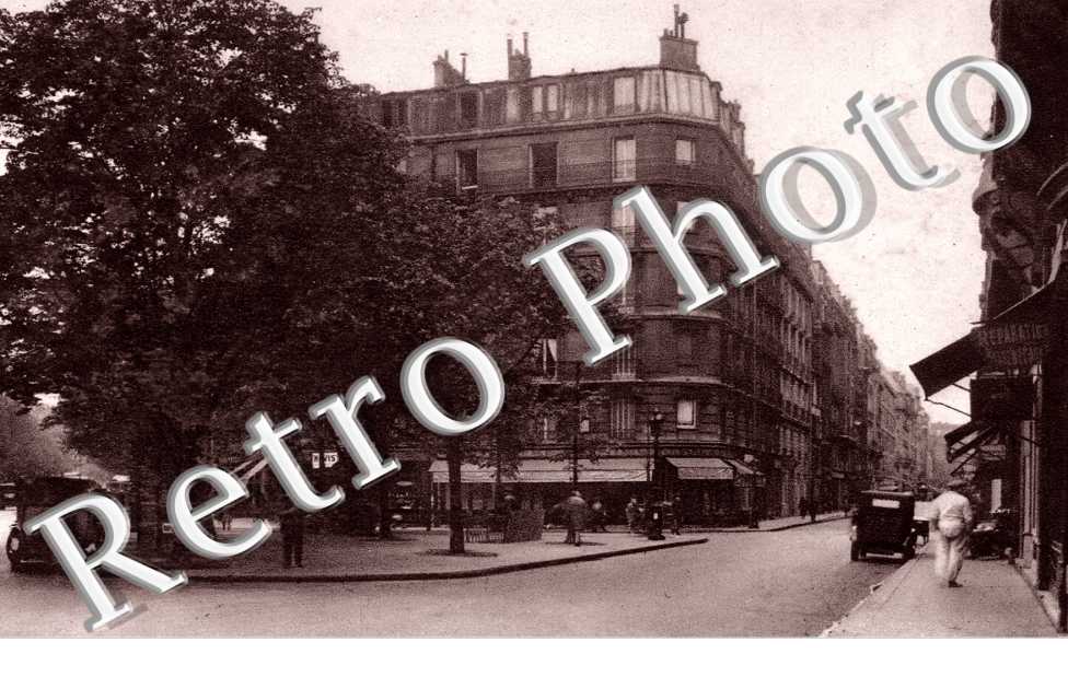 Carrefour de l&#039;Avenue Niel et de la Rue Demours