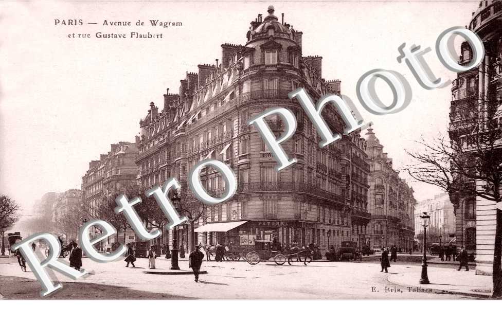 Avenue de Wagram et Rue Gustave Flaubert