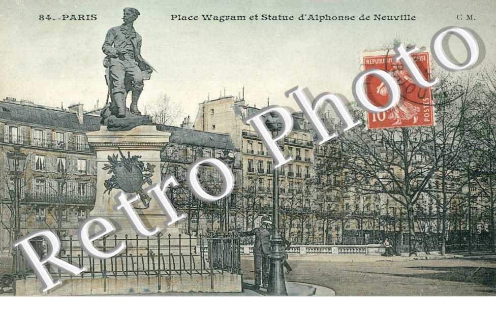 Place Wagram, Statue d&#039;Alphonse de Neuville