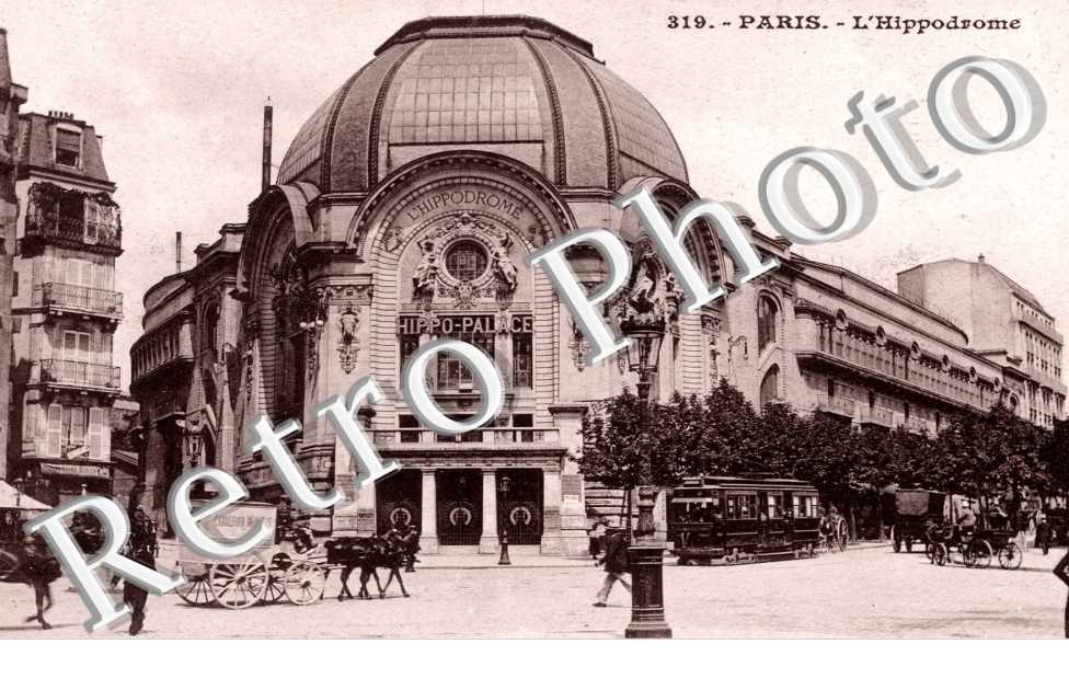 rue Calaincourt pris du Boulevard de Clichy, cinema Gaumont)