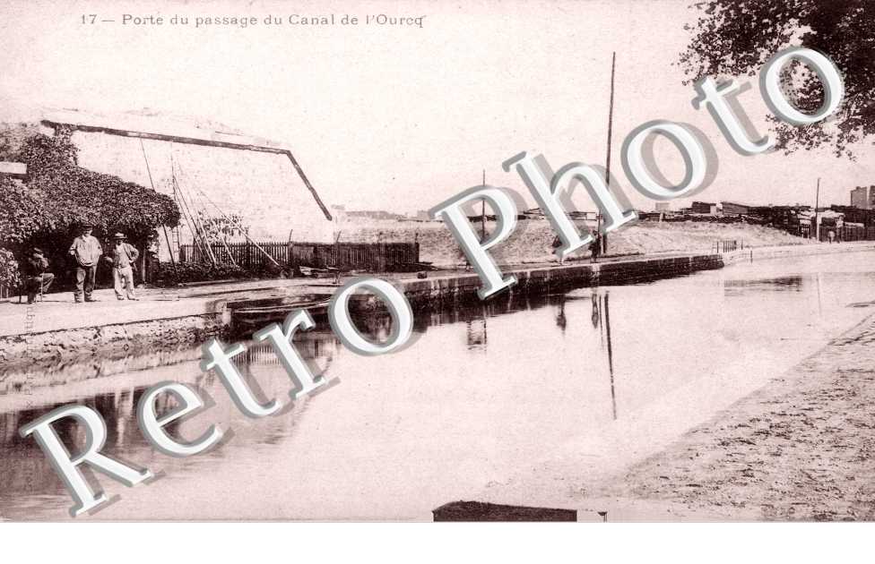 Porte du Passage du Canal de l&#039;Ourcq