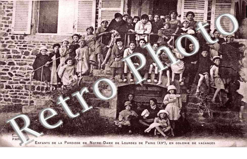 Enfants de la Paroisse de Notre Dame de Lourdes en Colonie de Vacances