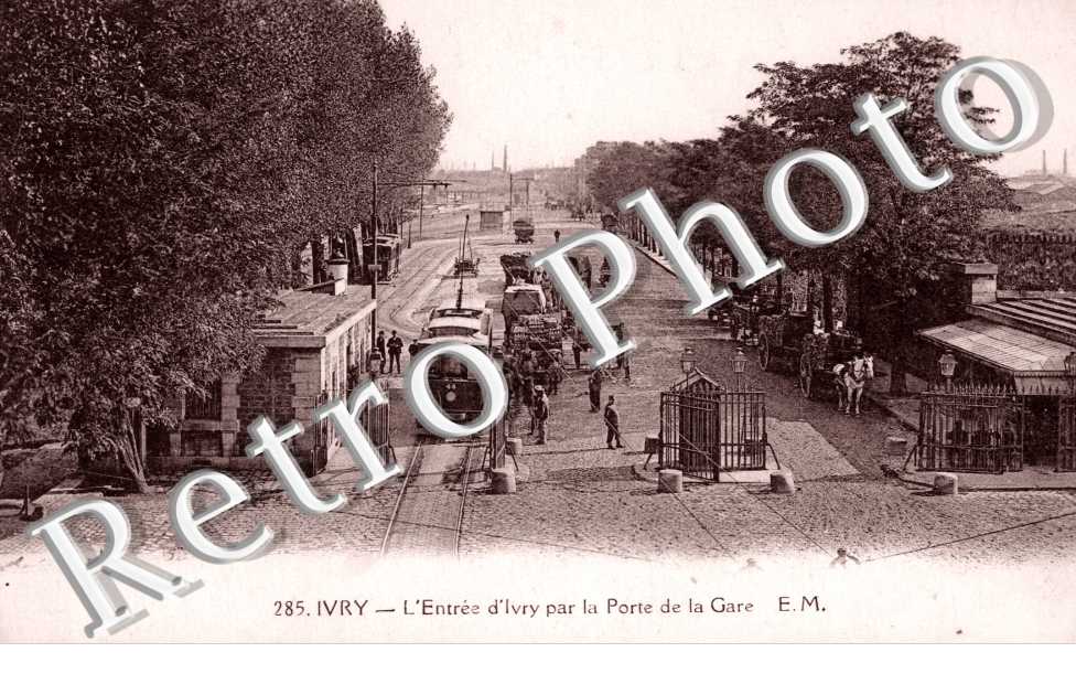 a porte de la gare l&#039;entree d&#039;Ivry