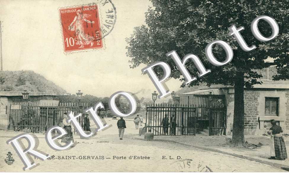 Pre Saint Gervais, Porte d&#039;entree