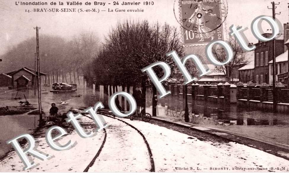l'Inondation de la Vallee de Bray, 24 Janvier 1910, la Gare envahie