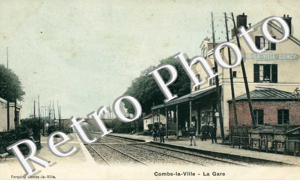 la gare de Combs-la-Ville Quincy (carte couleur) Edit Forquin