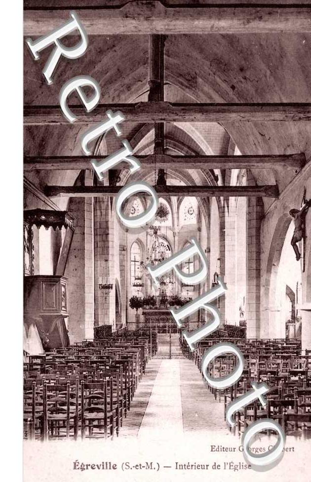 Interieur de l&#039;eglise
