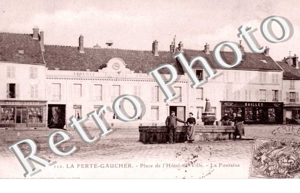 la Place de l&#039;Hotel-de-Ville, la Fontaine
