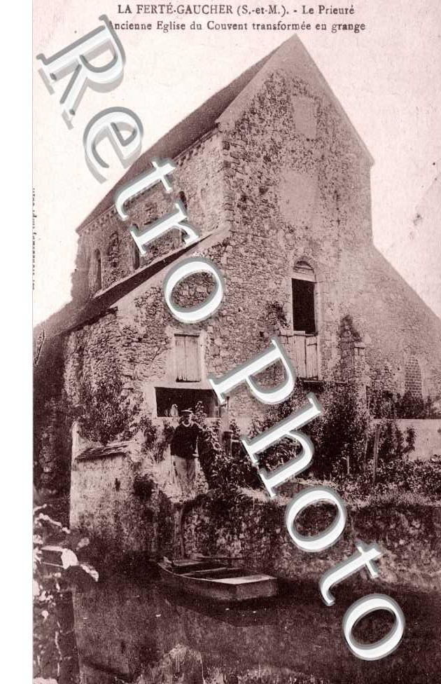 le Prieure, Ancienne Eglise du Couvent transformee en grange