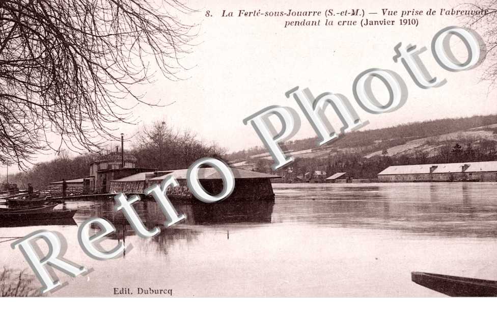 Vue prise de l'Abreuvoir pendant la Crue