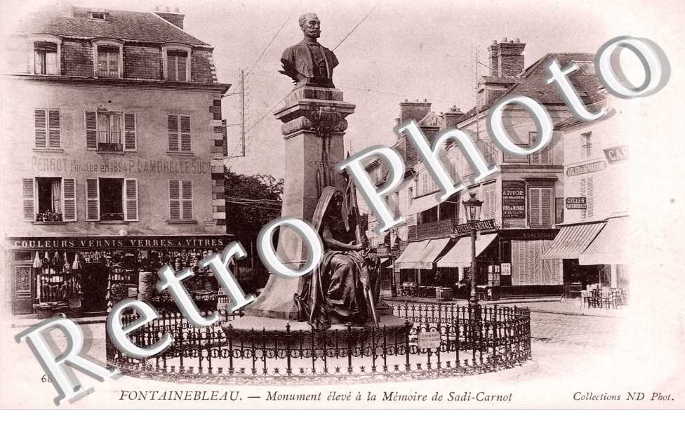 Monument eleve a la Memoire de Sadi-Carnot