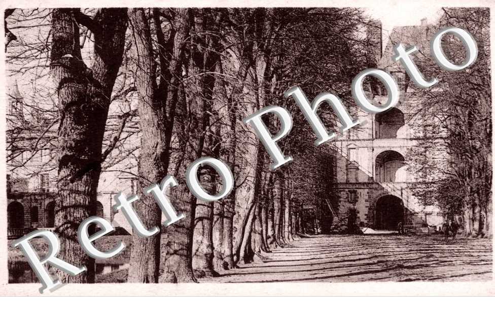 Une allee