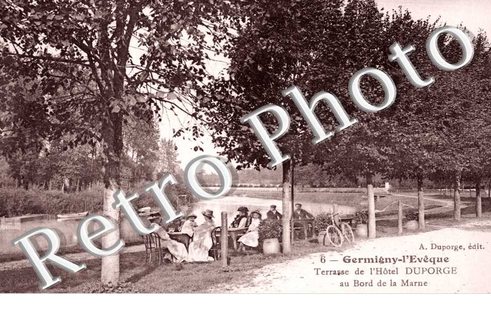la Terrasse de l'Hotel Duporge au Bord de la Marne