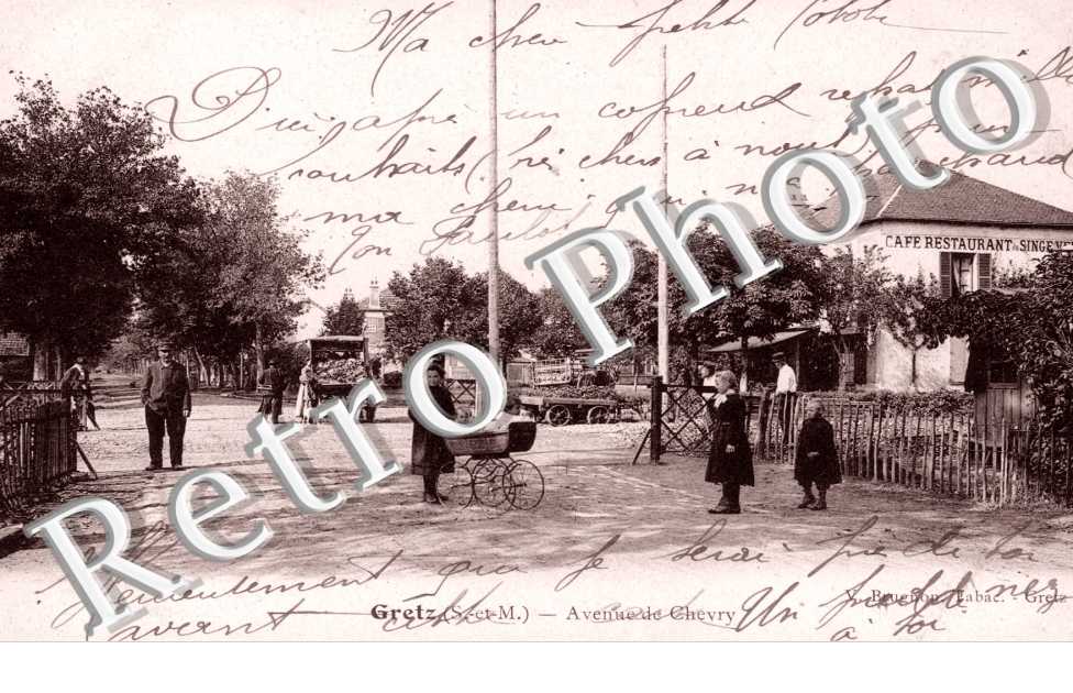 Avenue de Chevry