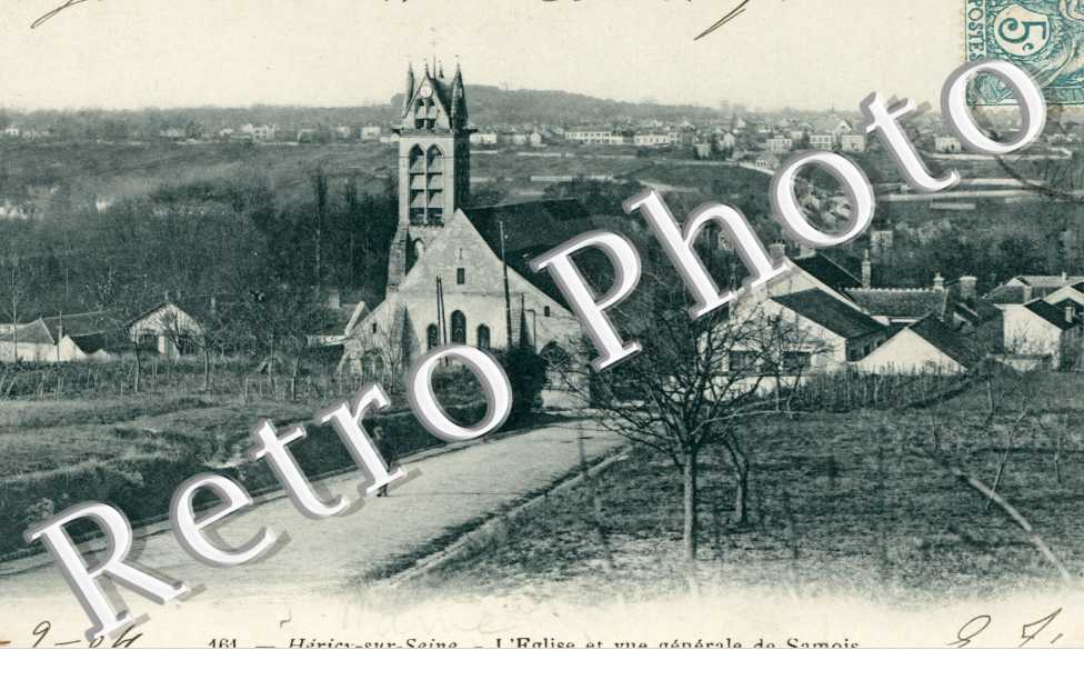 Eglise et vue generale de Samois