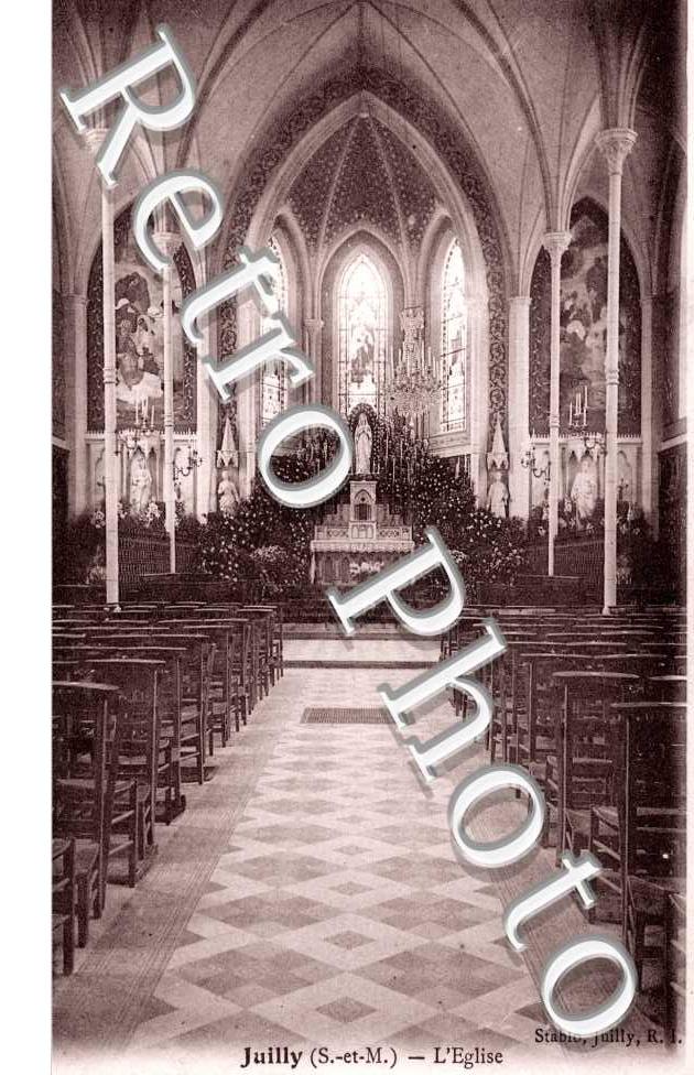 Interieur de l&#039;eglise