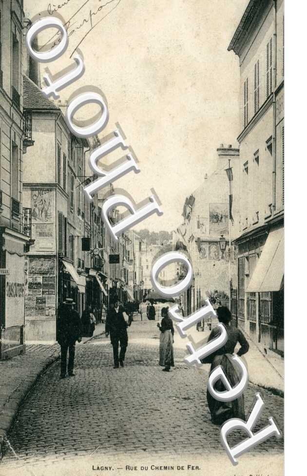 la Rue du Chemin de Fer