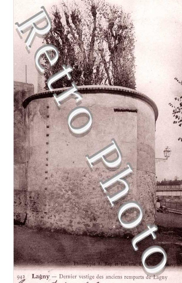 Vestiges des Anciens Remparts