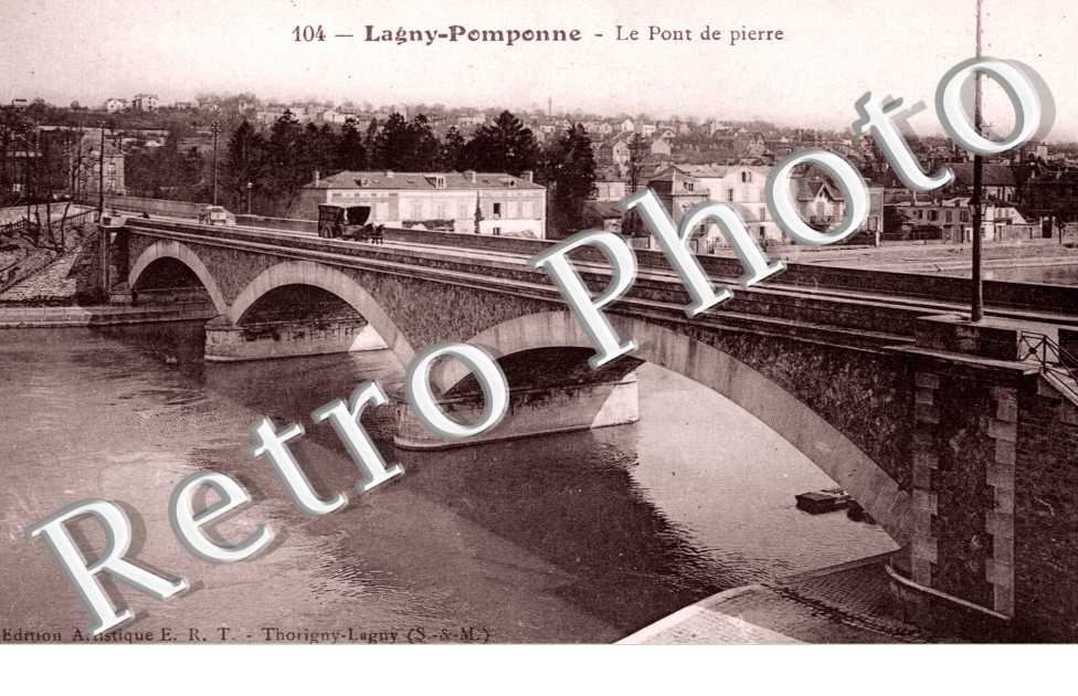 Le Pont de Pierre