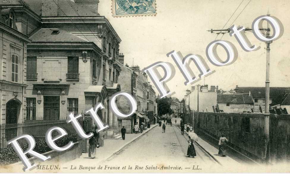 la Banque de France et la Rue Saint-Ambroise