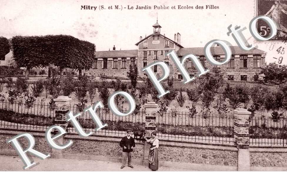 le Jardin Public et Ecole des Filles