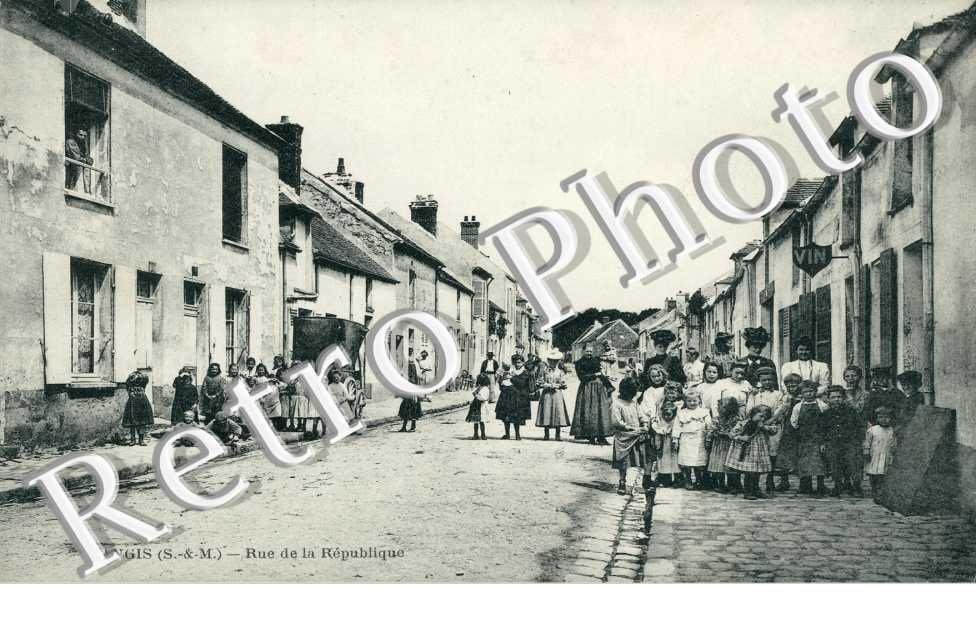 la Rue de la Republique