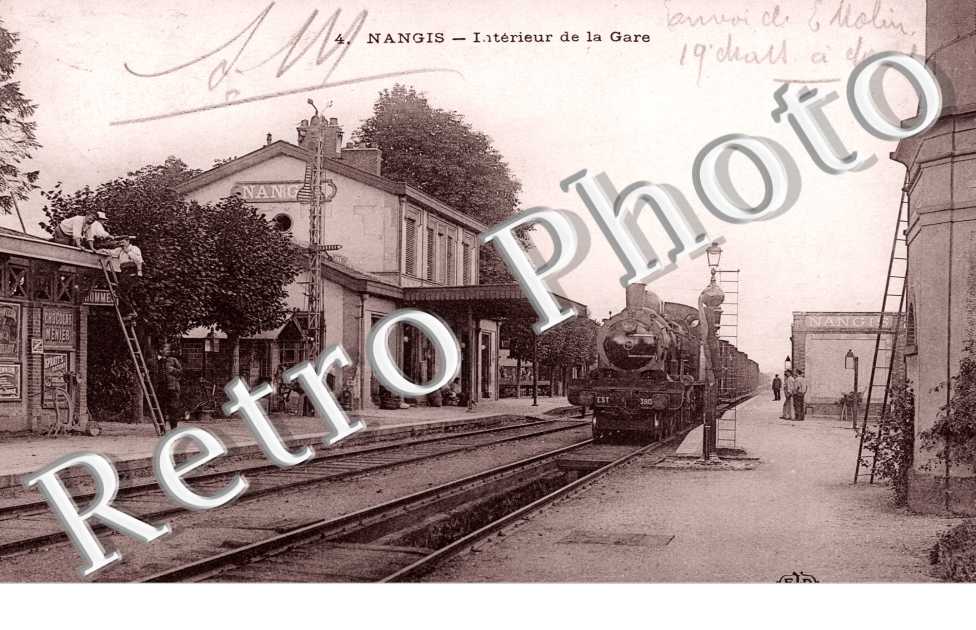 l'Interieur de la Gare