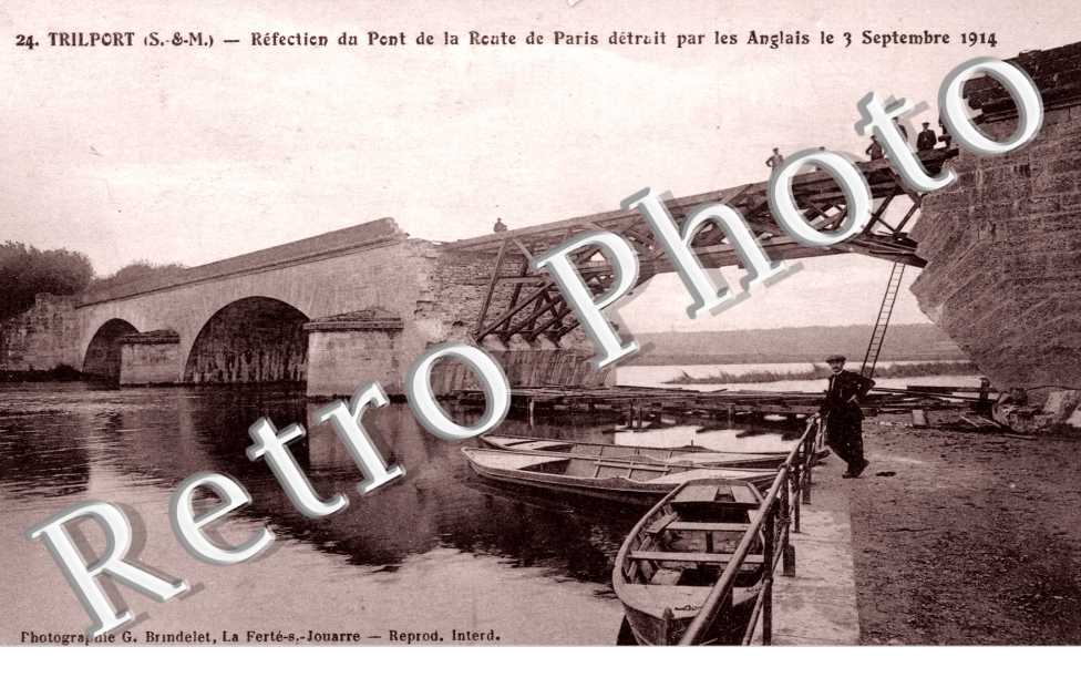 Guerre 1914 - 1918 Refection du pont de la route de Paris detruit par les anglais  le 3
