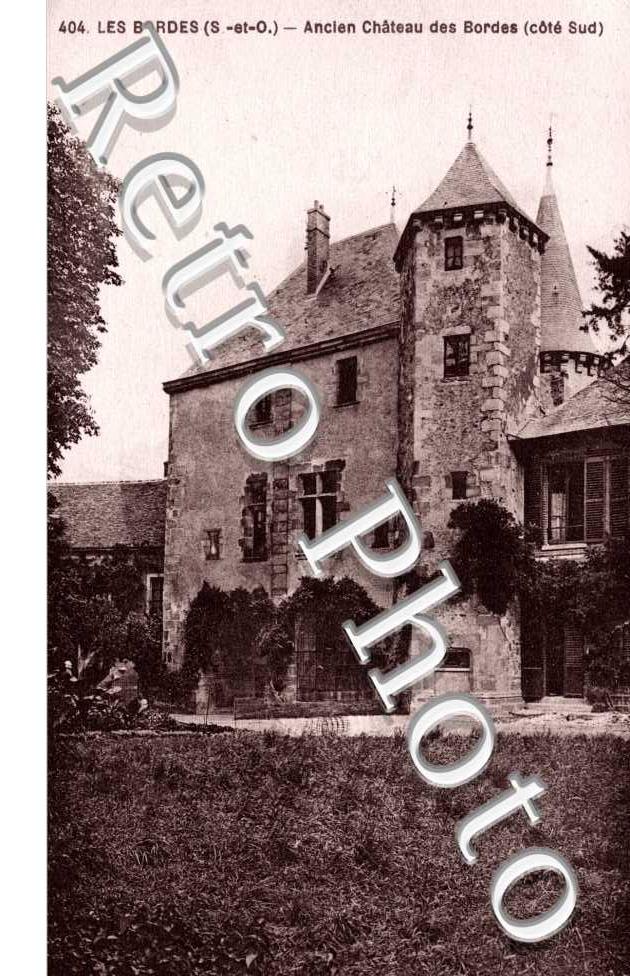 - ancien chateau des Bordes (cote sud)