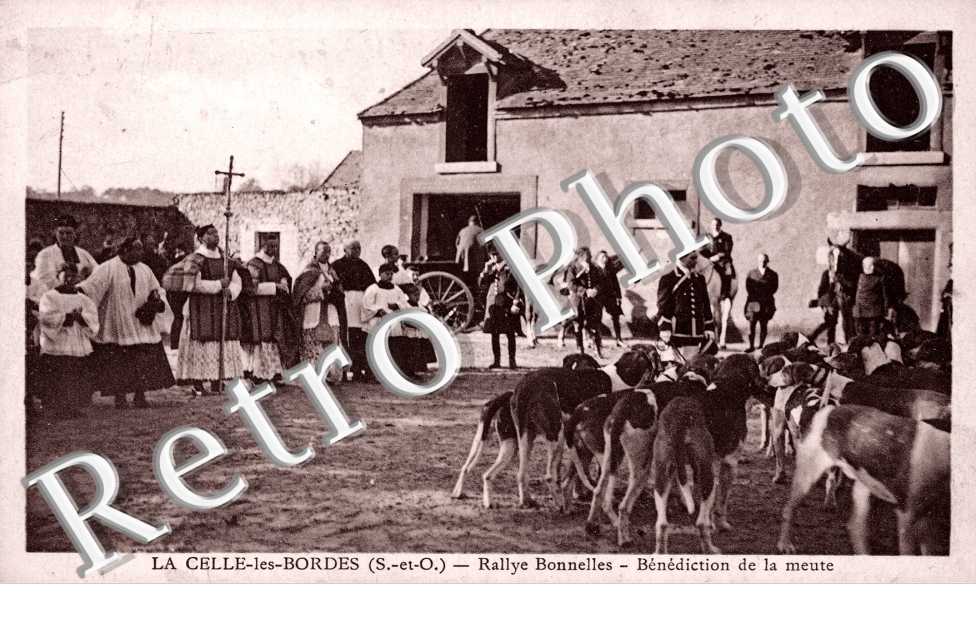 Rallye Bonnelles, Benediction de la meute