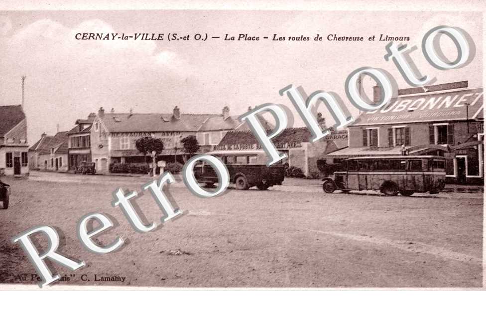 La Place, les Routes de Chevreuse et Limours