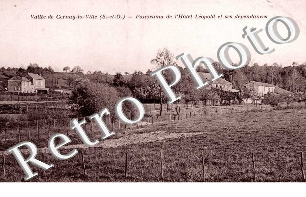 Panorama de l&#039;Hotel Leopold et ses dependances