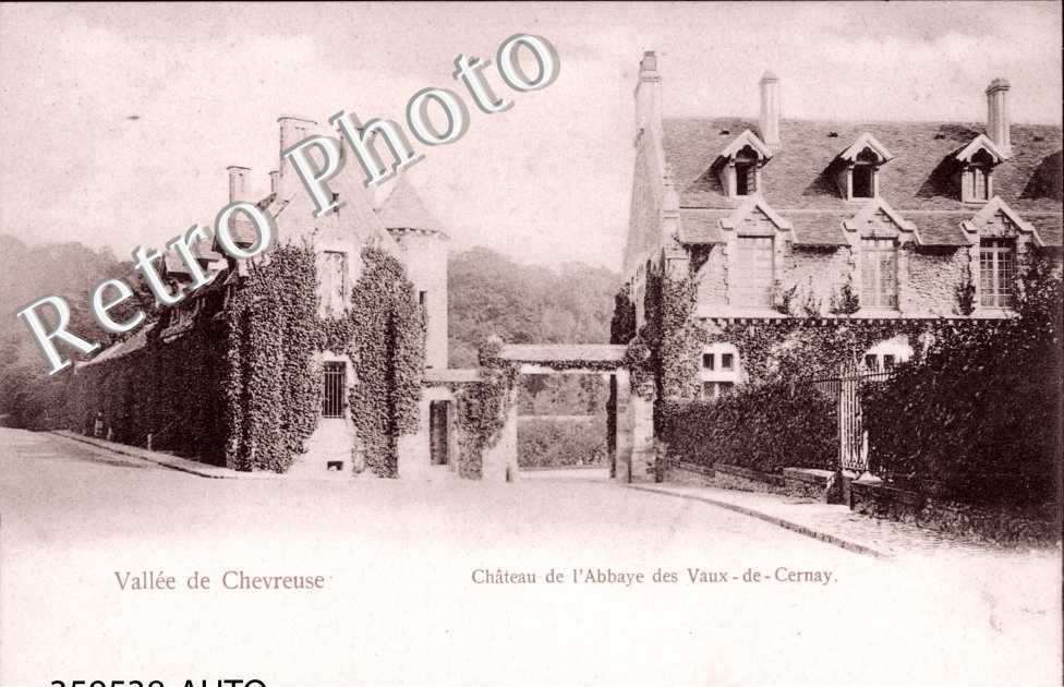 Chateau de l&#039;Abbaye des Vaux de Cernay