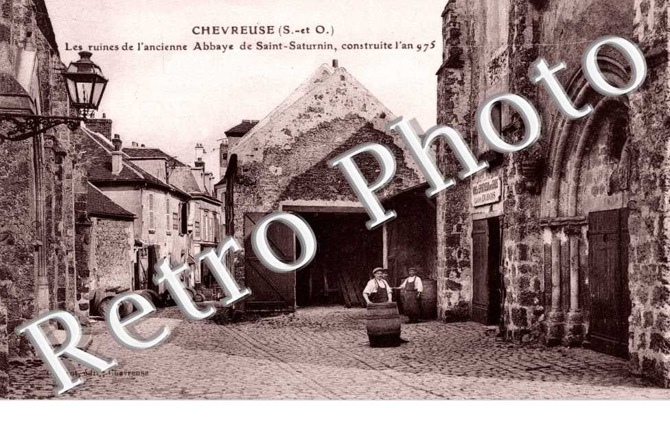 Les ruines de l&#039;ancien abbaye de Saint Saturnin